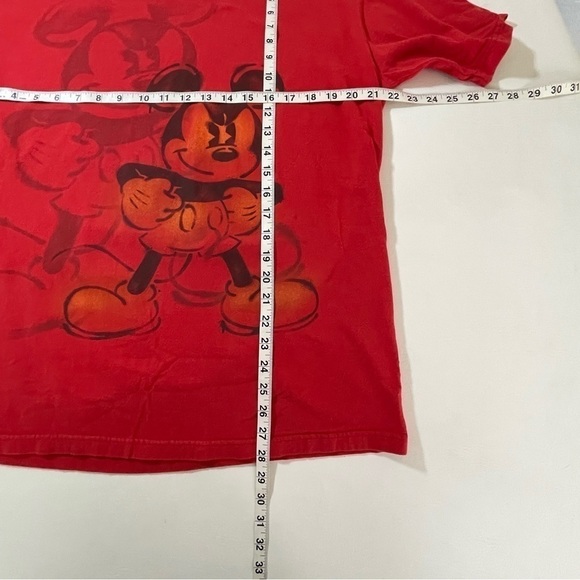Disney Store /Mickey Mouse Men's TShirt Size Large Red Angry Mickey - Picture 4 of 5